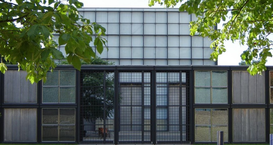 Vordere Ansicht des Christus-Pavillon im Kloster Volkenroda